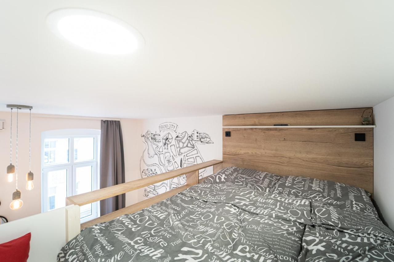 Brno City Apartment Near Malinovskeho Square Exterior photo